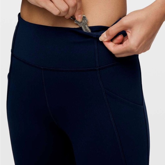 Lululemon Time To Sweat Crop True Navy | SIZE: 4 - Picture 5 of 12